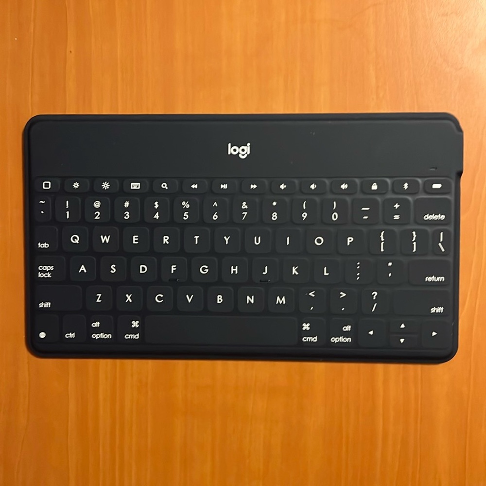 Logitech Keys to Go - Blue